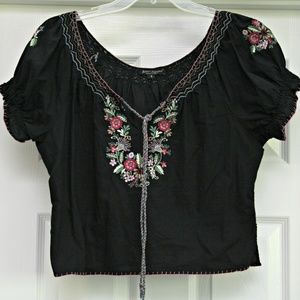 Betsey Johnson Embroidered Peasant Top size L NWOT